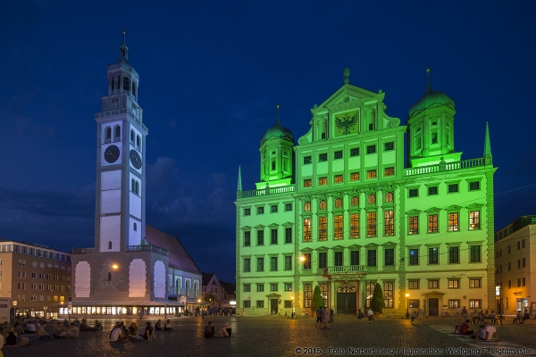 Wolfgang F. Lightmaster - Stadtillumination 30K Night Light Run Augsburg 2015 - Foto: Norbert Liesz