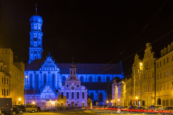 Wolfgang F. Lightmaster - Stadtillumination 30K Night Light Run Augsburg 2015 - Foto: Norbert Liesz