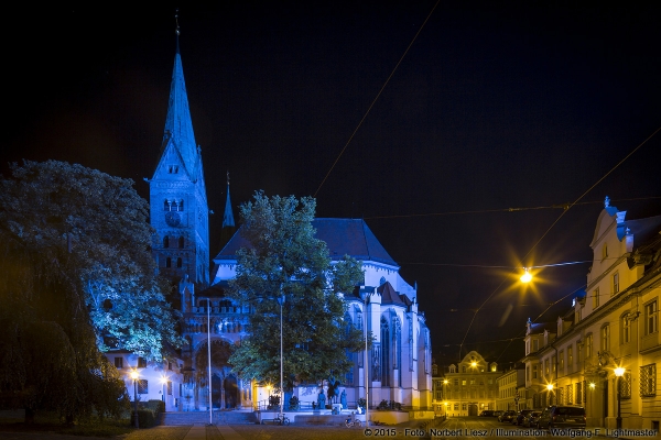 Wolfgang F. Lightmaster - Stadtillumination 30K Night Light Run Augsburg 2015 - Foto: Norbert Liesz