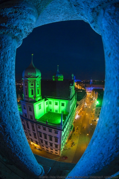 Wolfgang F. Lightmaster - Stadtillumination 30K Night Light Run Augsburg 2015 - Foto: Norbert Liesz